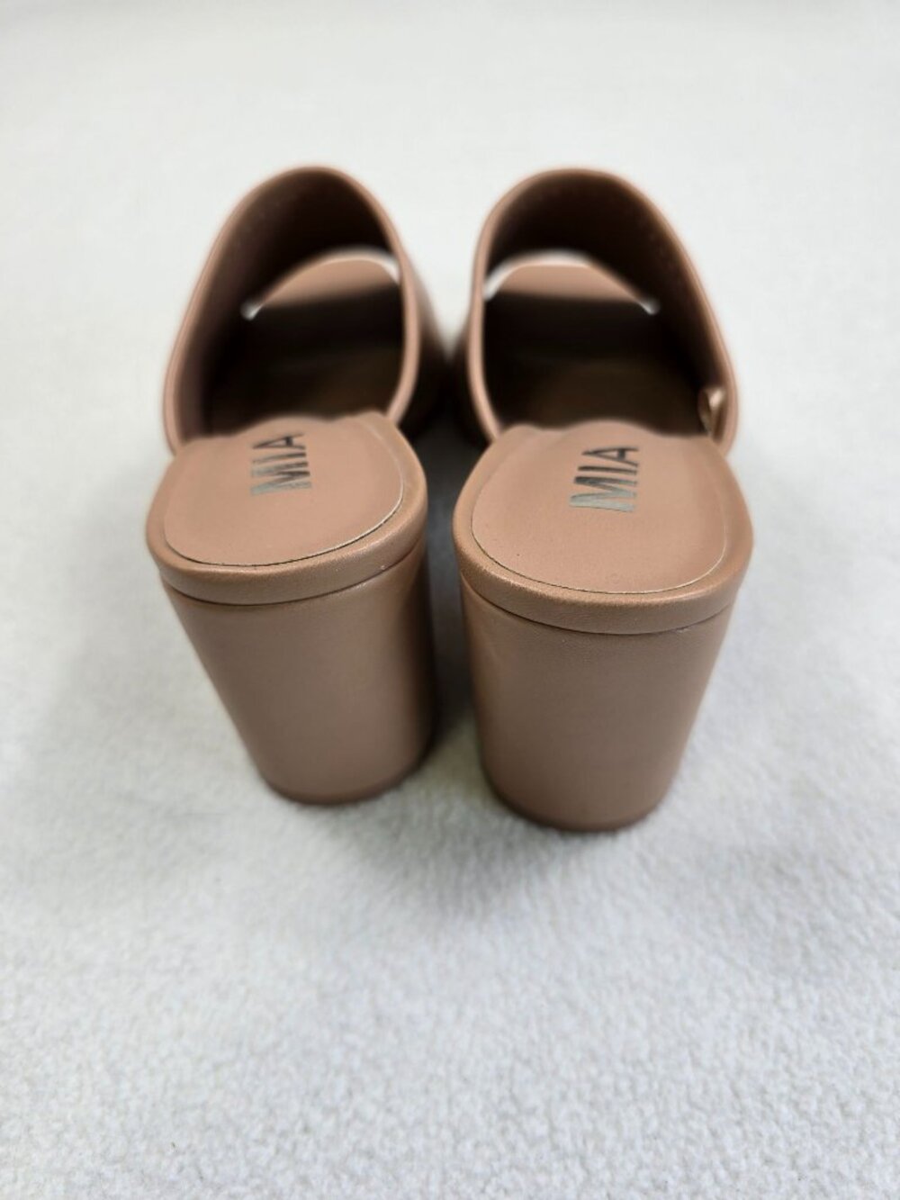 NEW MIA Womens Peep Toe Block Heel Mules Size 6.5 Beige - Picture 5 of 6